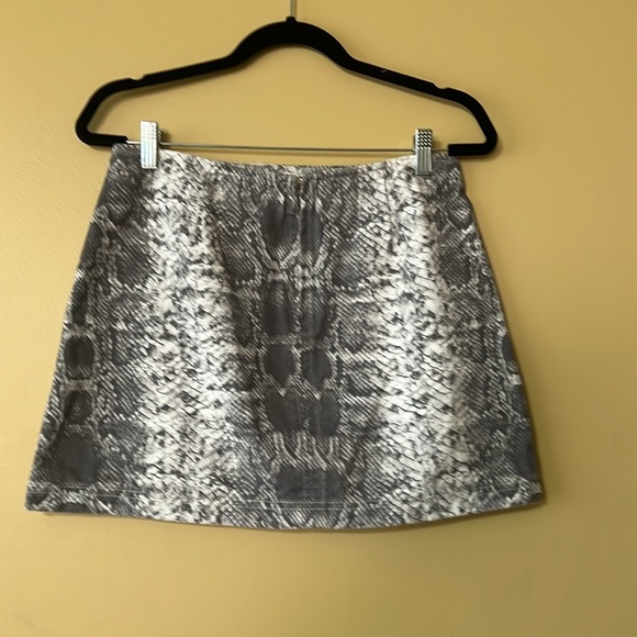 BDG Snake Skin Mini Skirt - Picture 4 of 7
